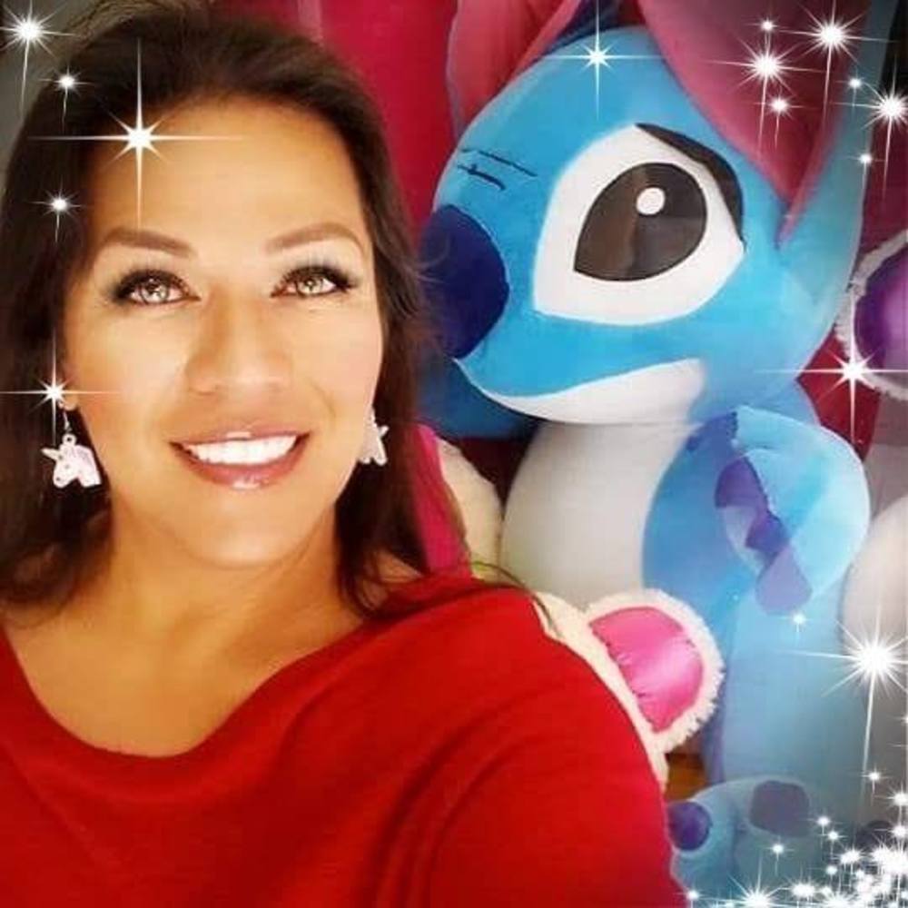 Meet your Posher, Paola